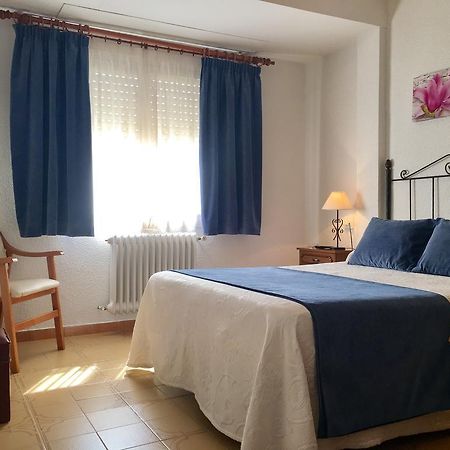 Hostal La Noria 루이데라 외부 사진